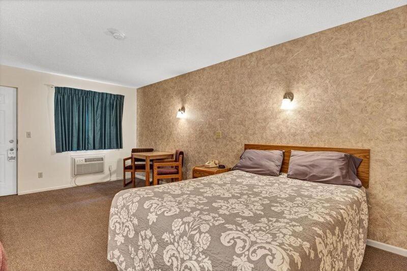 Gold Star Motel Рапид Сити Екстериор снимка